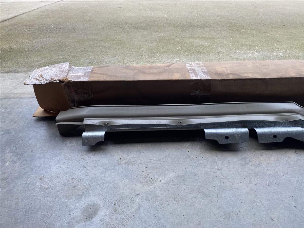 1977 - 1979 Buick LeSabre and Electra Rear Bumper Rubber Filler, Original GM NOS, Angle 3