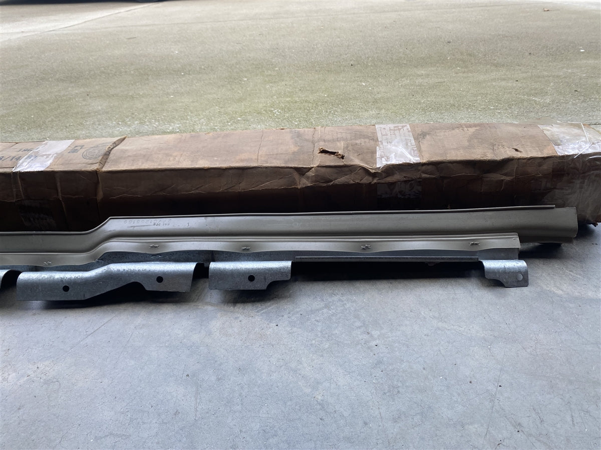 1977 - 1979 Buick LeSabre and Electra Rear Bumper Rubber Filler, Original GM NOS, Angle 5
