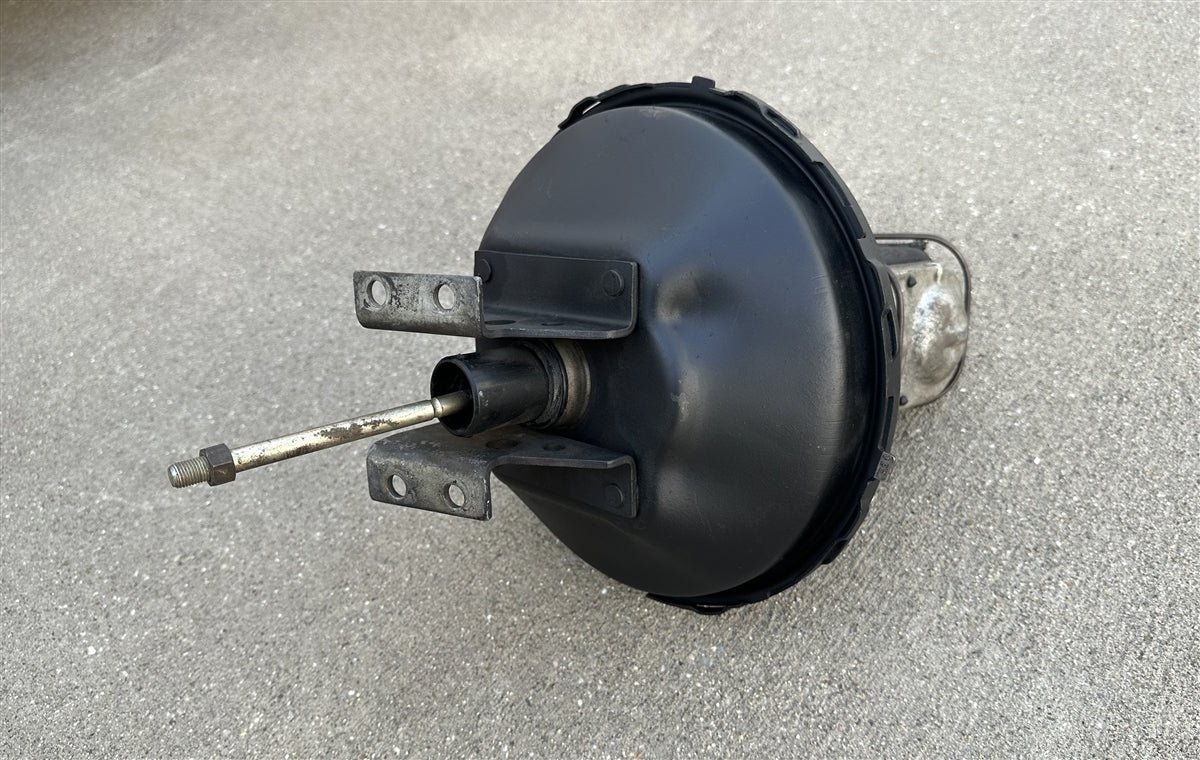1969 Chevelle 9391 Power Brake Booster with 5468309 Master Cylinder, Date Coded, Angle 9