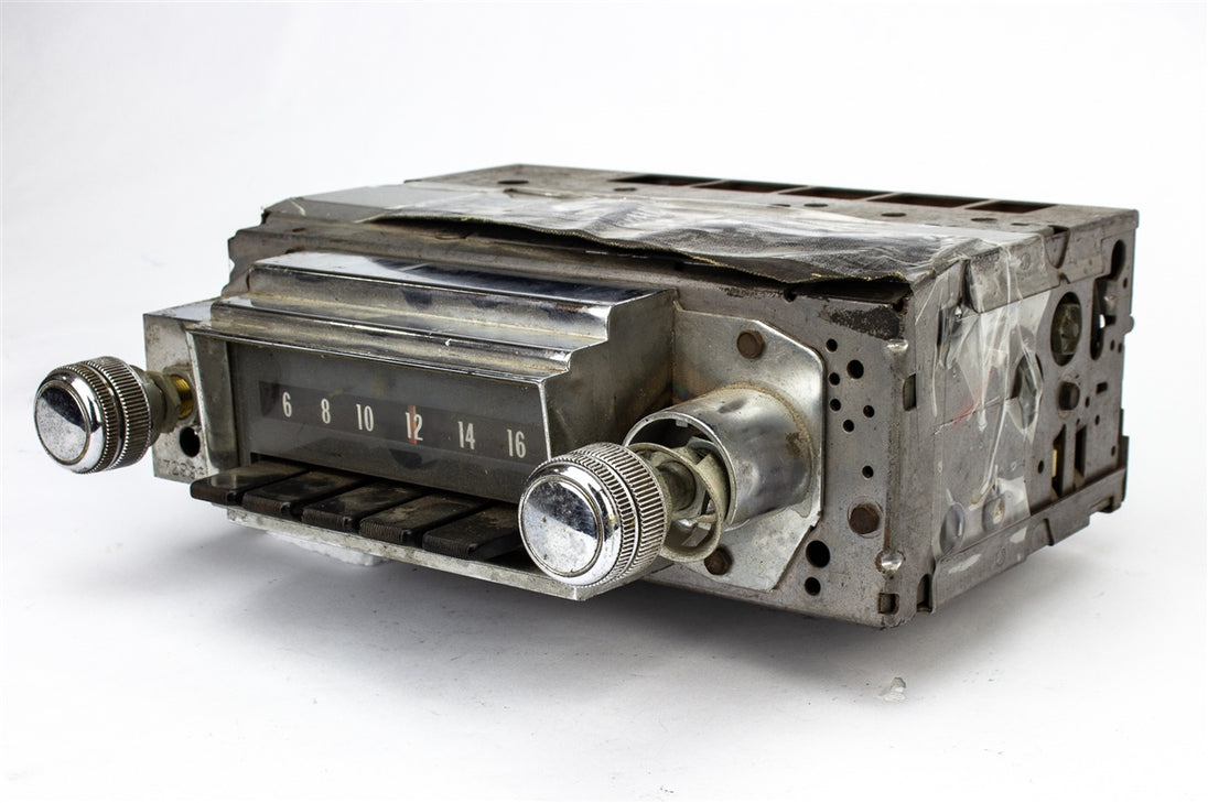 1967 Chevrolet Impala AM Radio, Original GM Used, Angle 2