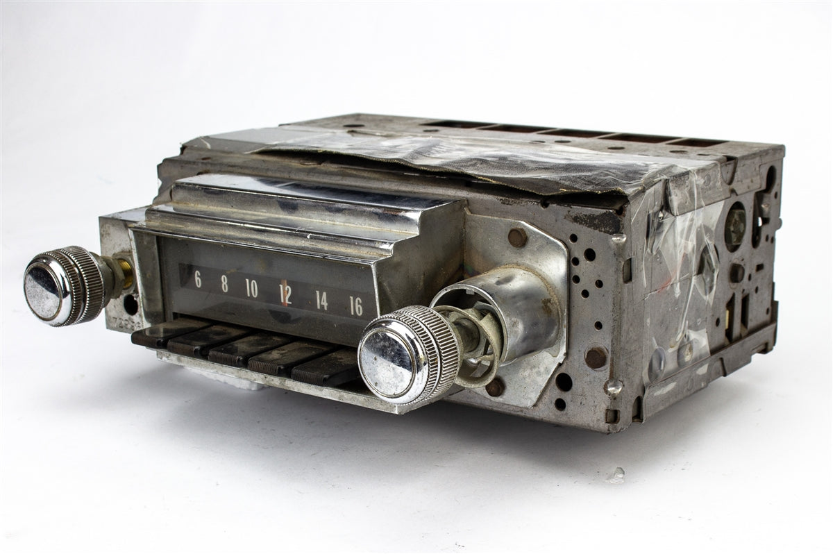 1967 Chevrolet Impala AM Radio, Original GM Used, Angle 2