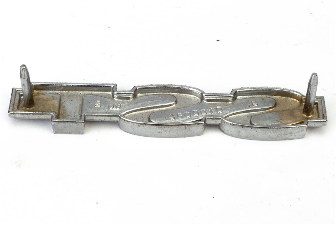 a, 1968 - 1974 Javelin SST Fender Emblem, Original AMC NOS, 3600010, Angle 2