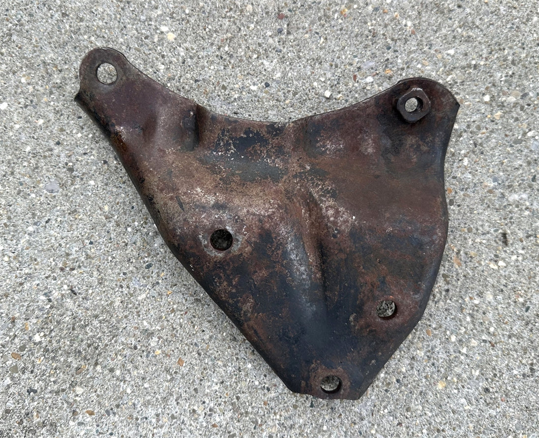 1971 - 1972 Chevelle and Nova Small block Air Conditioning Compressor Bracket, Front Head Used GM, Angle 2