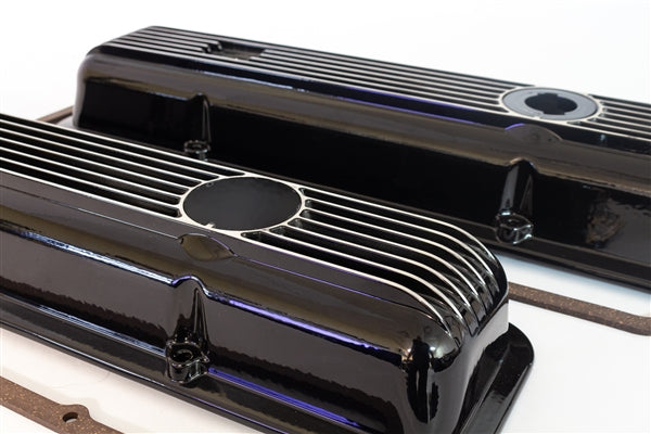 1969 - 1974 Valve Cover Set, Z/28 / LT1 Small Block Black Aluminum Ribbed Cork Gaskets Included, GM LICENSED, Angle 2