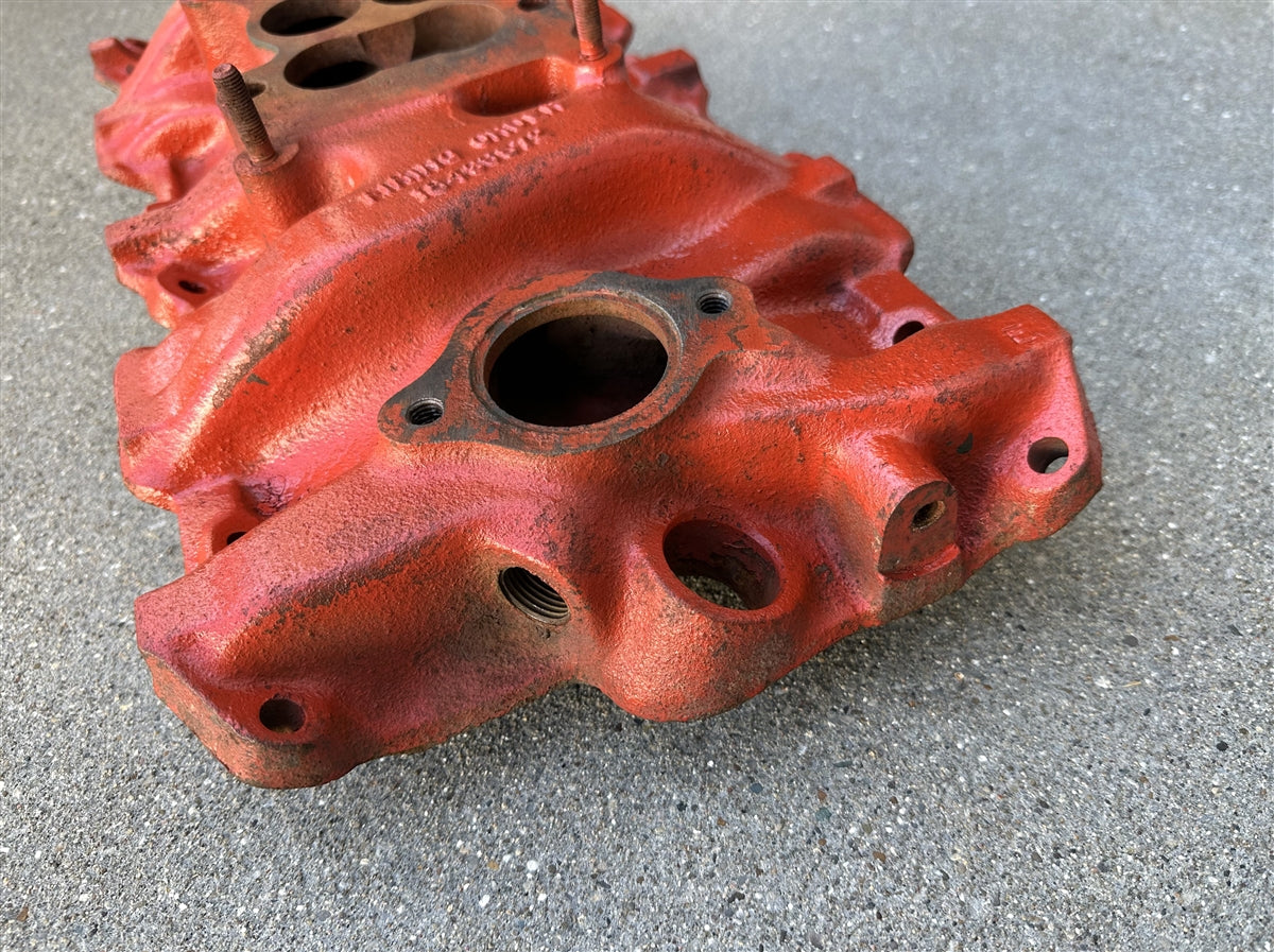 1965 Chevelle, Nova, Corvette, Small Block Intake Manifold, Original GM Used 3866922, Angle 4