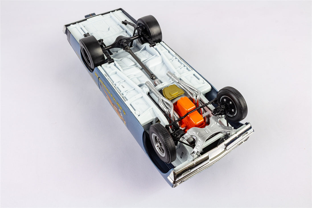 Mr. Norm's 1965 Dodge Coronet Hemi Fuel Injected AWB, Issue #16 Die-Cast Metal 1:18 Limited Edition Supercar, Angle 19