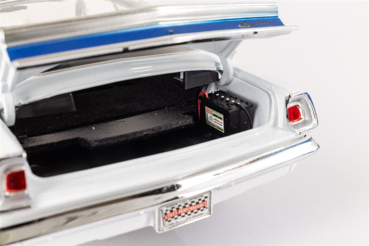Bill Stiles 1968 Super Stock Hemi Plymouth Barracuda, Die-Cast Metal 1:18 Limited Edition Supercar Raceway Collect, Angle 13