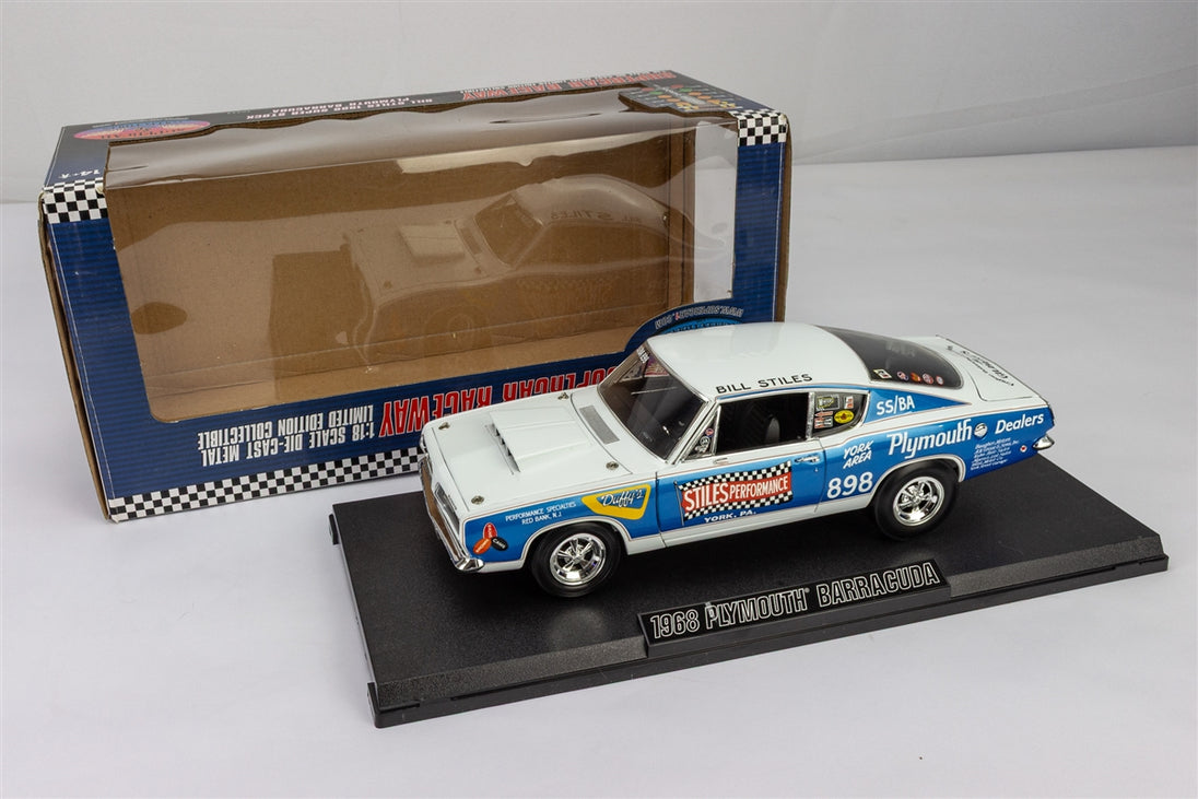 Bill Stiles 1968 Super Stock Hemi Plymouth Barracuda, Die-Cast Metal 1:18 Limited Edition Supercar Raceway Collectible Model Car