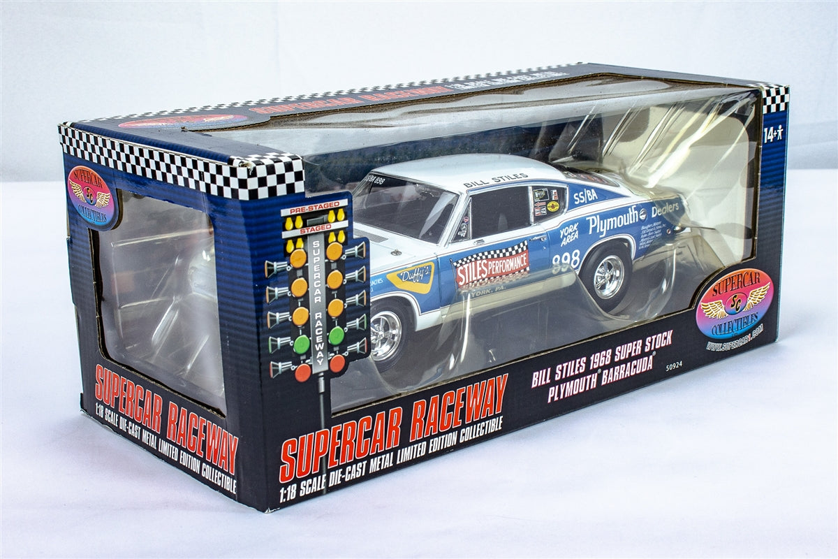 Bill Stiles 1968 Super Stock Hemi Plymouth Barracuda, Die-Cast Metal 1:18 Limited Edition Supercar Raceway Collect, Angle 3