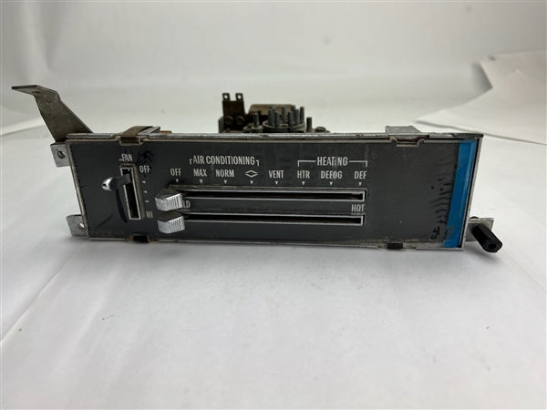 1971 - 1972 Chevelle Heater Control Assembly With Air Conditioning, Used Original
