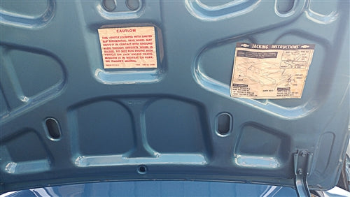1964 - 1971 Trunk Jack Caution Decal, Positraction with Limited Slip Differential, Angle 2