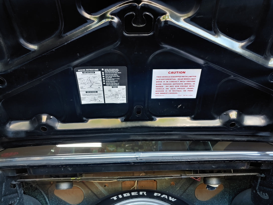 1970 - 1971 Nova Trunk Deck Lid Jacking Instructions Decal, 3949717, Angle 3